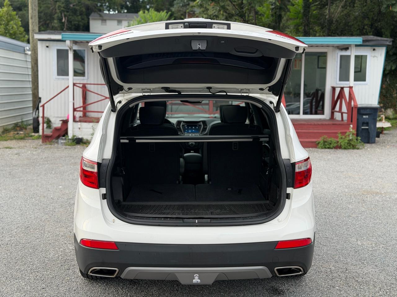 Hyundai Santa Fe Limited FWD 2013