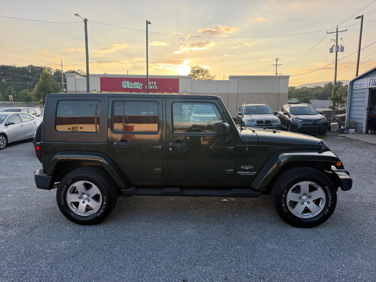 Jeep Wrangler Unlimited Sahara 4WD 2010