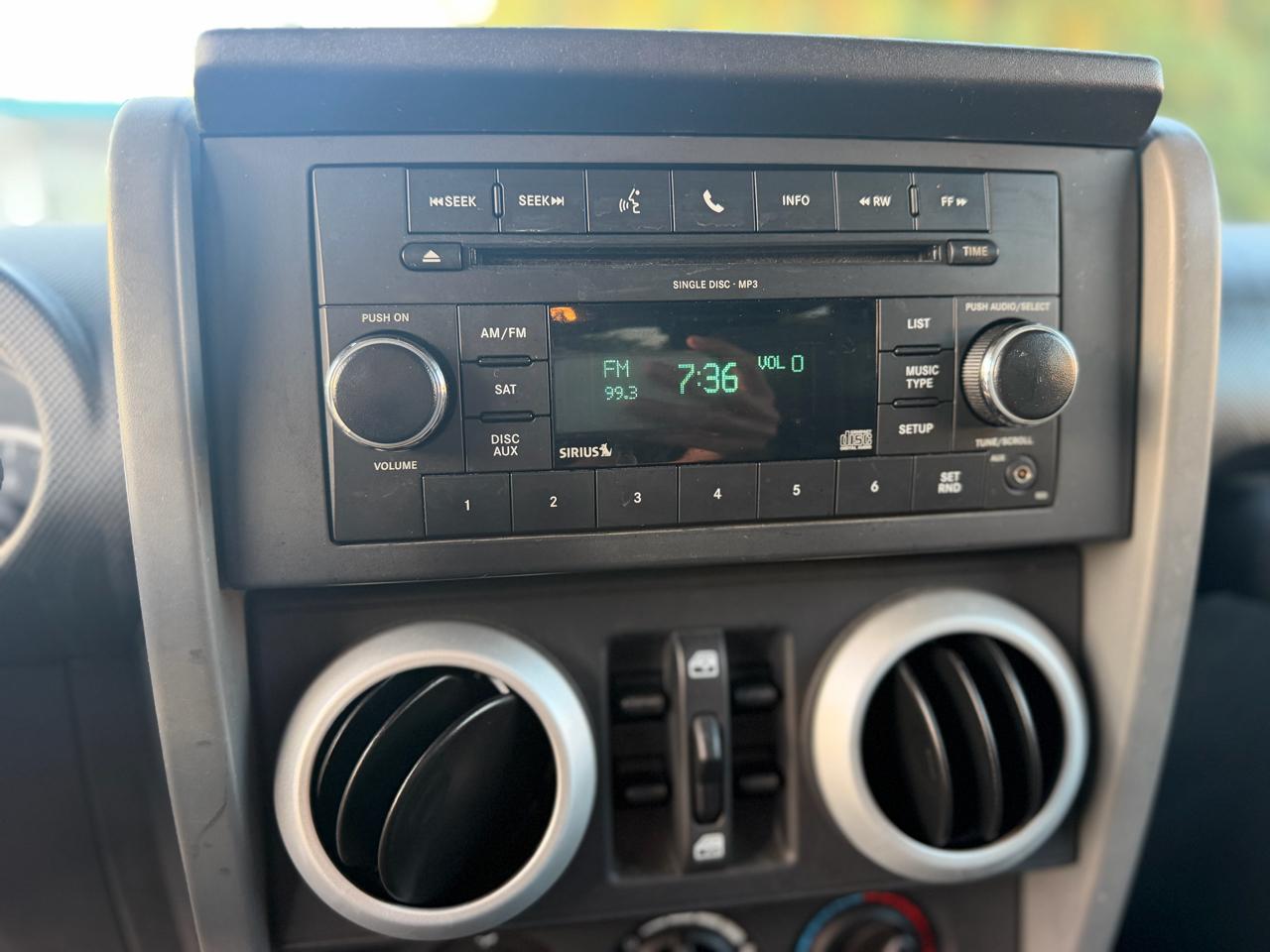 Jeep Wrangler Unlimited Sahara 4WD 2010