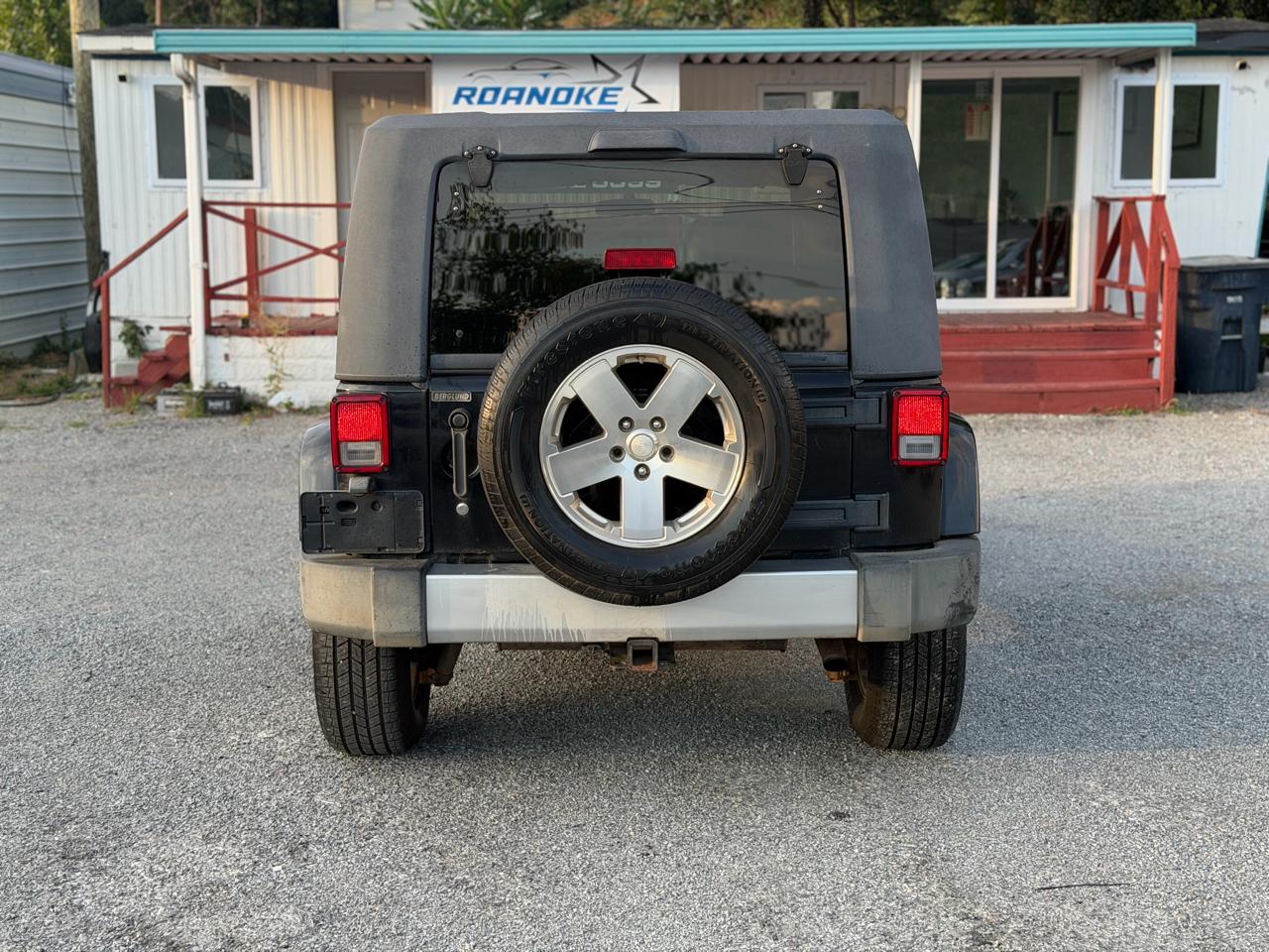 Jeep Wrangler photo 4