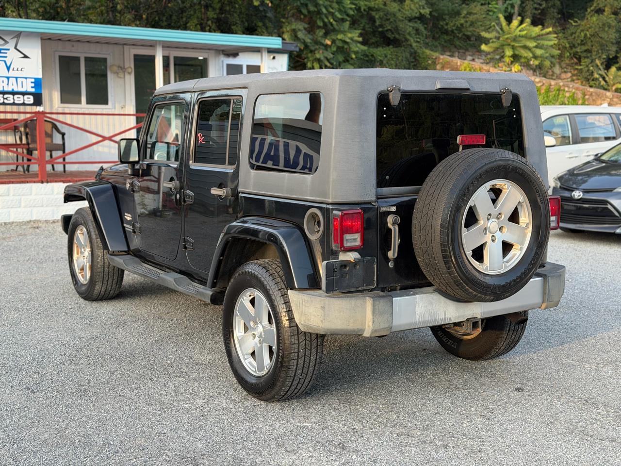 Jeep Wrangler photo 5