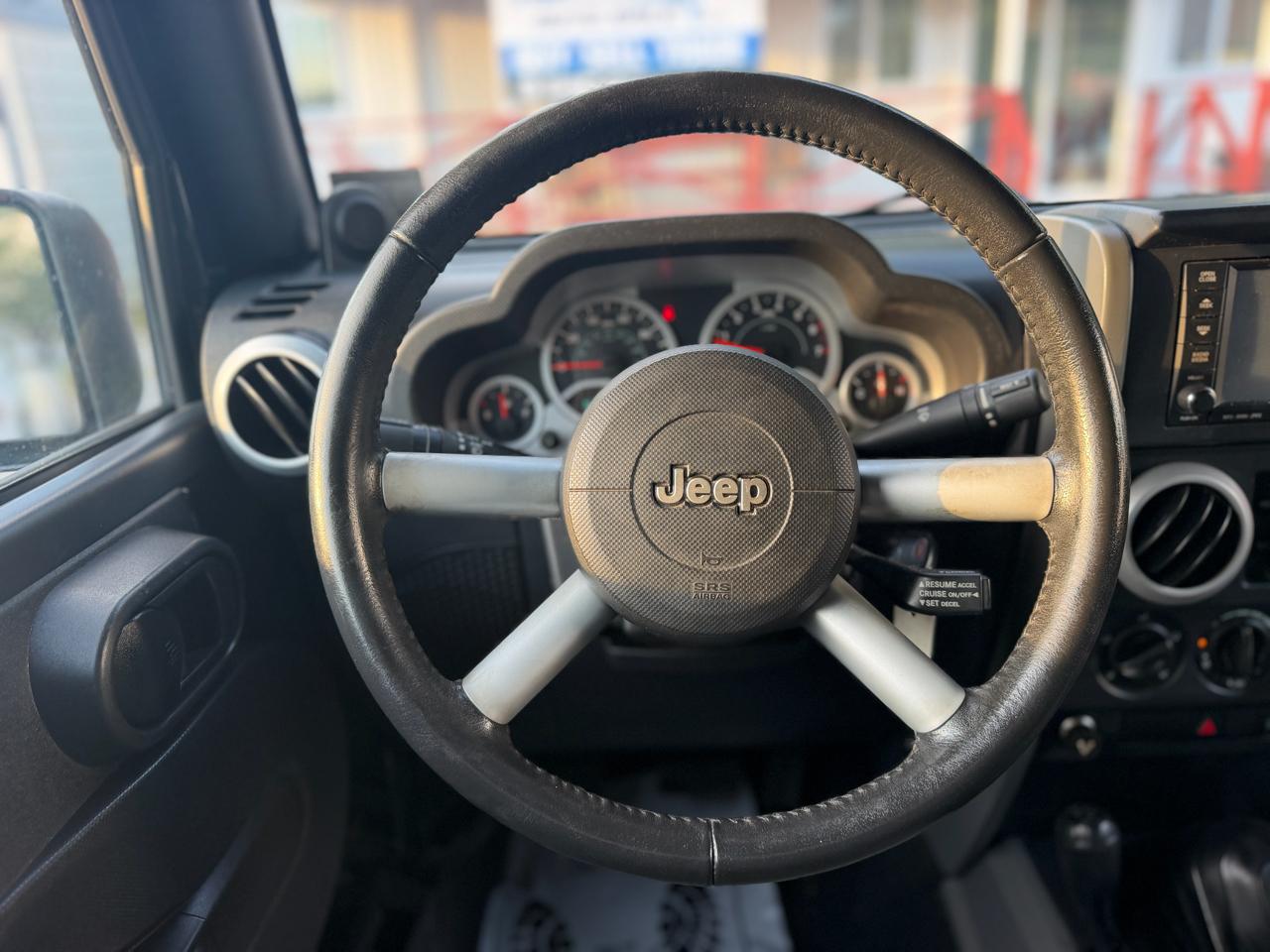 Jeep Wrangler photo 14