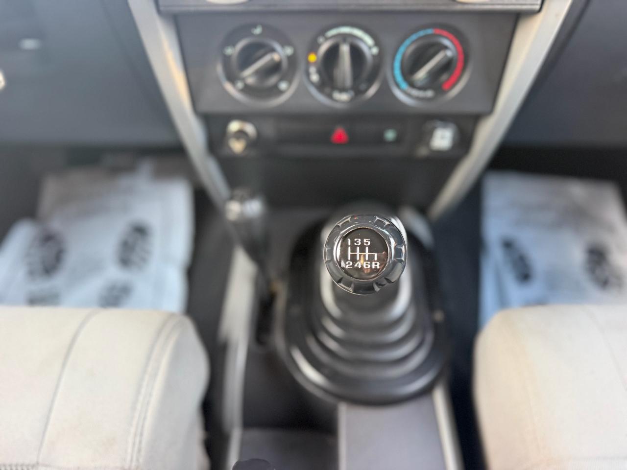 Jeep Wrangler photo 15
