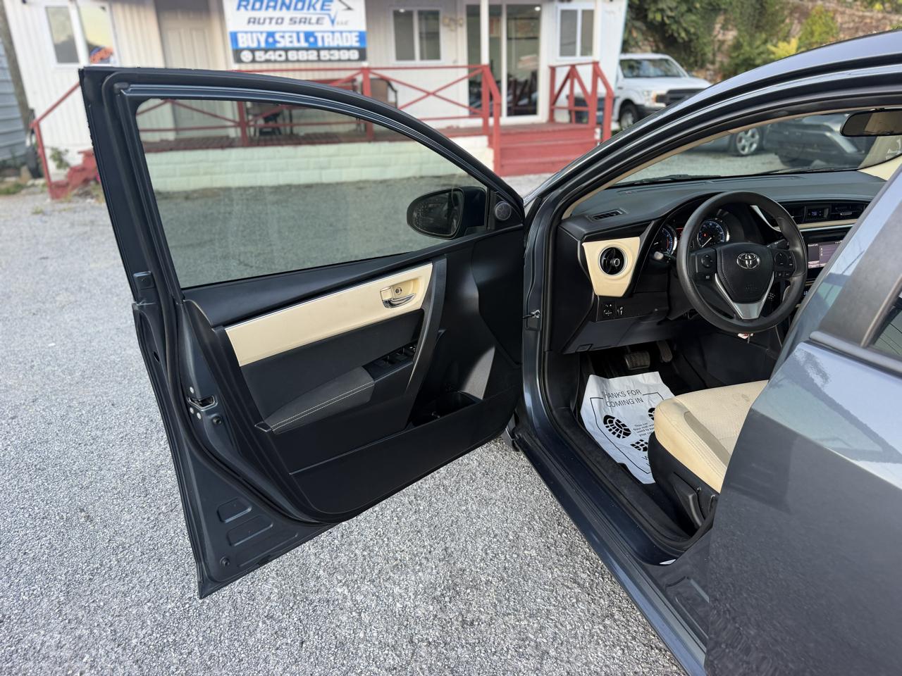 Toyota Corolla LE CVT 2017