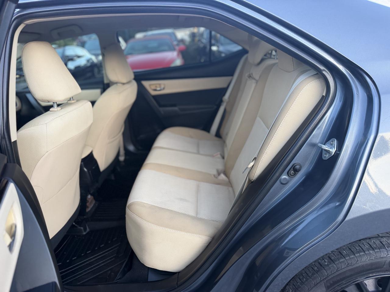 Toyota Corolla LE CVT 2017