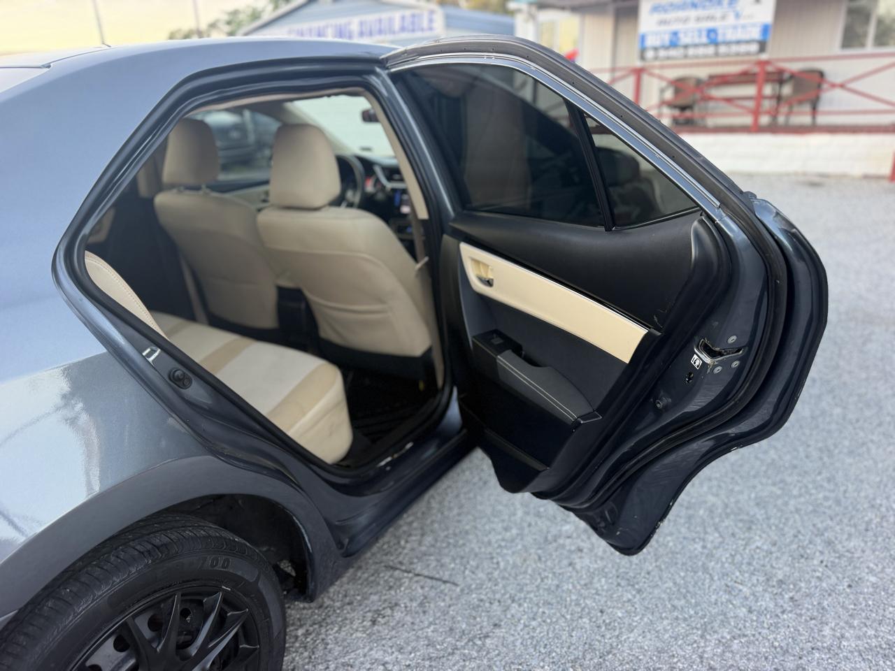 Toyota Corolla LE CVT 2017