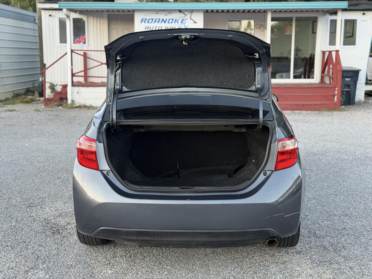 Toyota Corolla LE CVT 2017