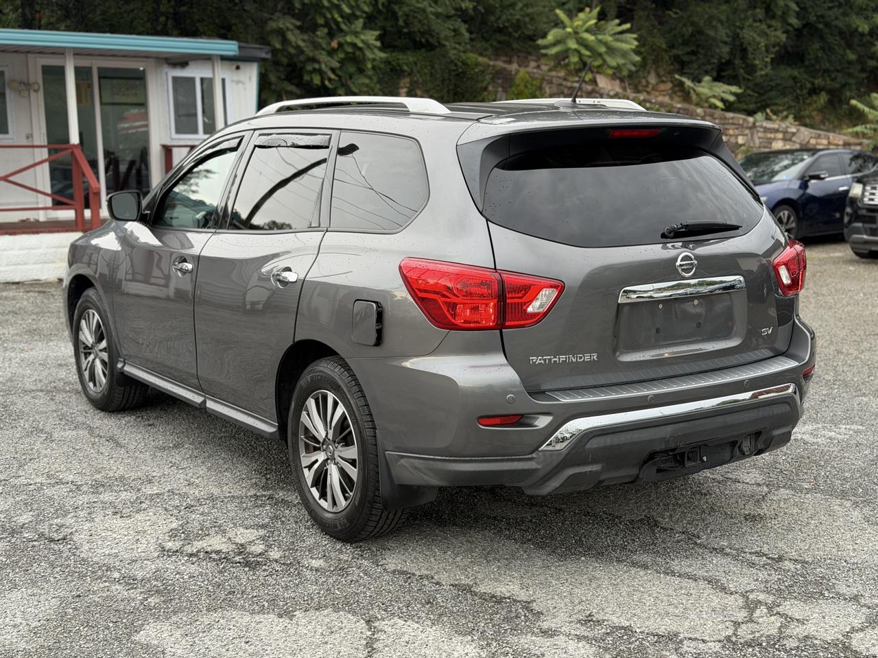 Nissan Pathfinder S 2WD 2018