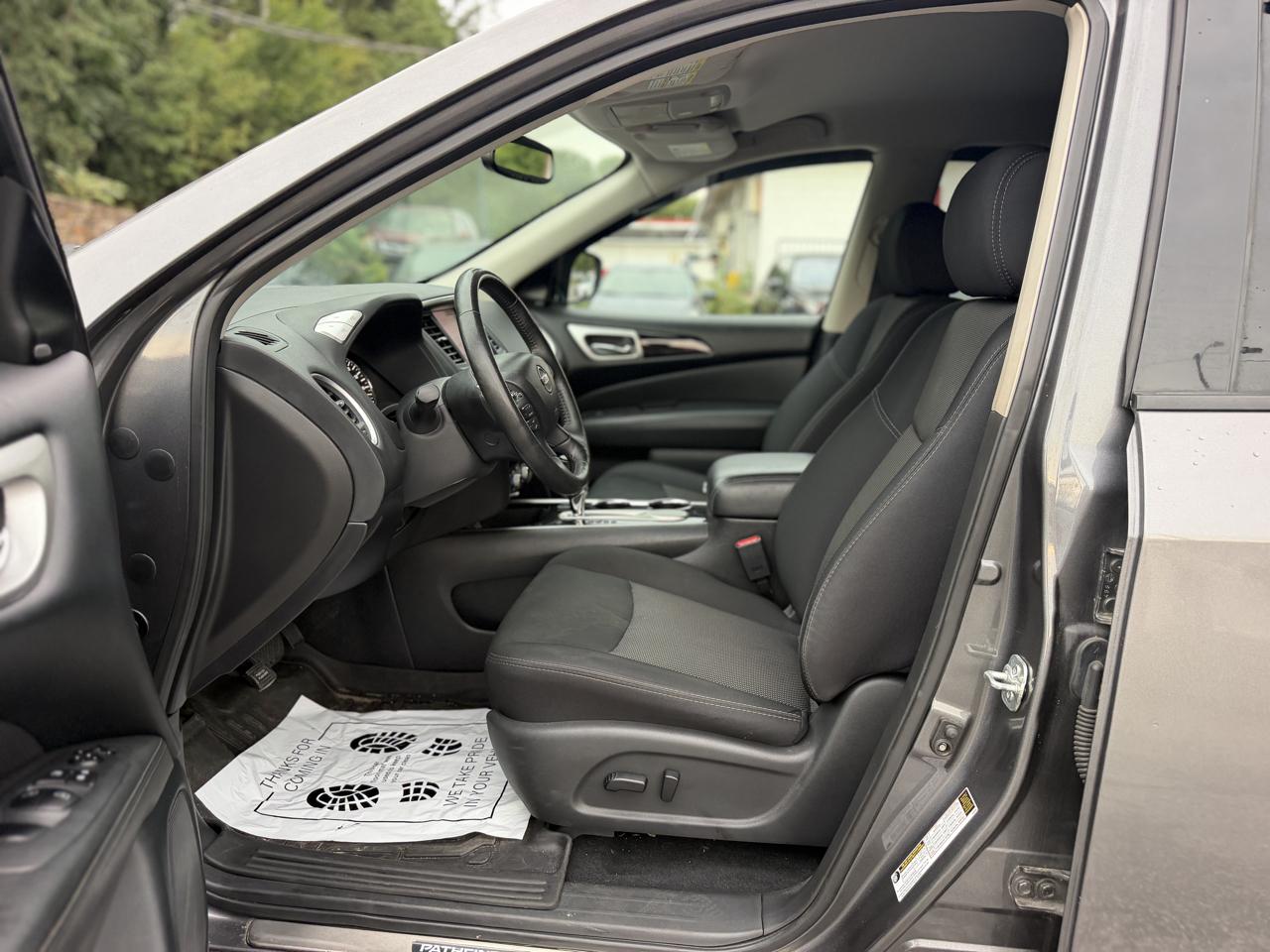 Nissan Pathfinder S 2WD 2018