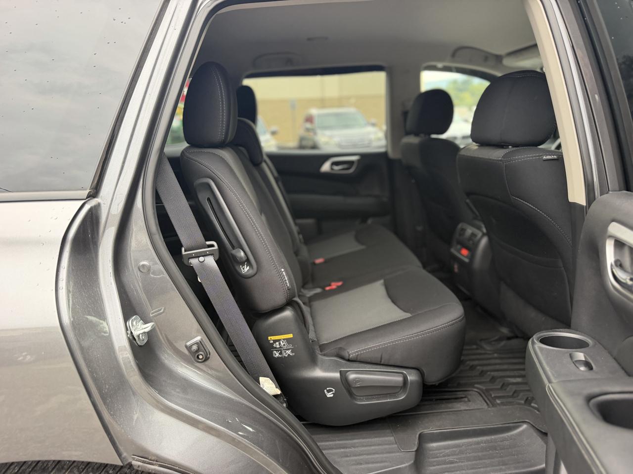 Nissan Pathfinder S 2WD 2018