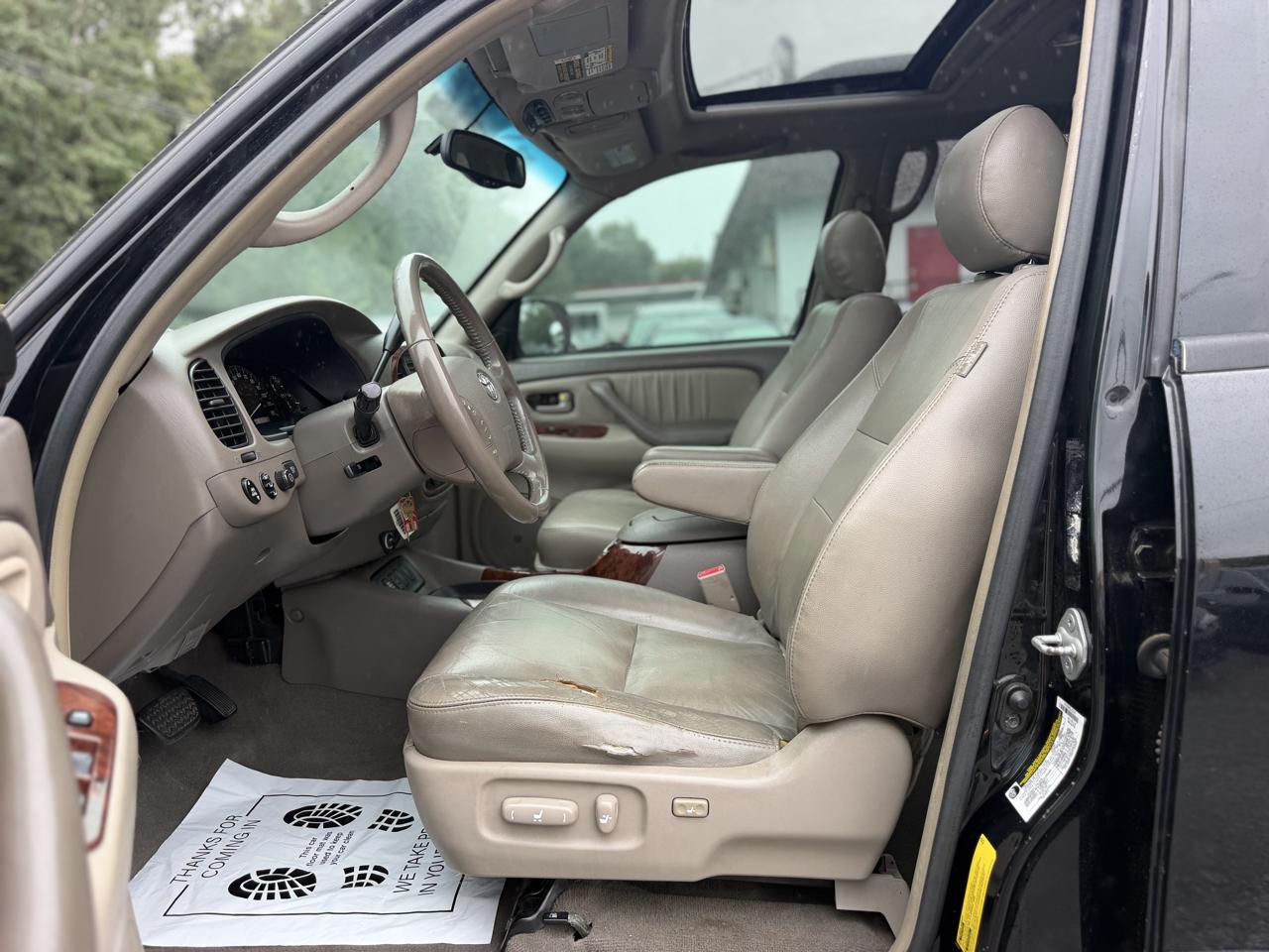 Toyota Sequoia Limited 2WD 2006