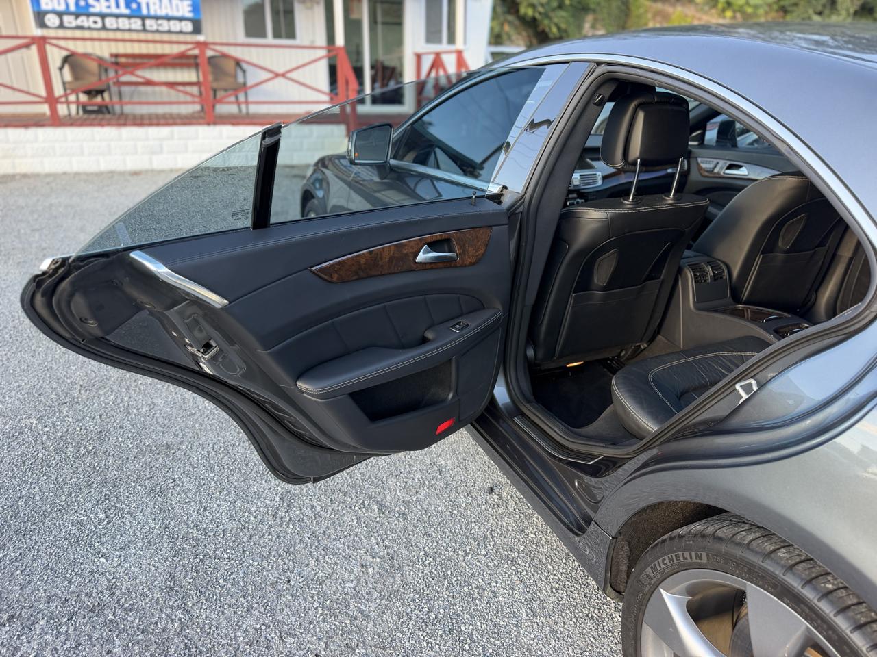 Mercedes-Benz CLS-Class CLS550 2013