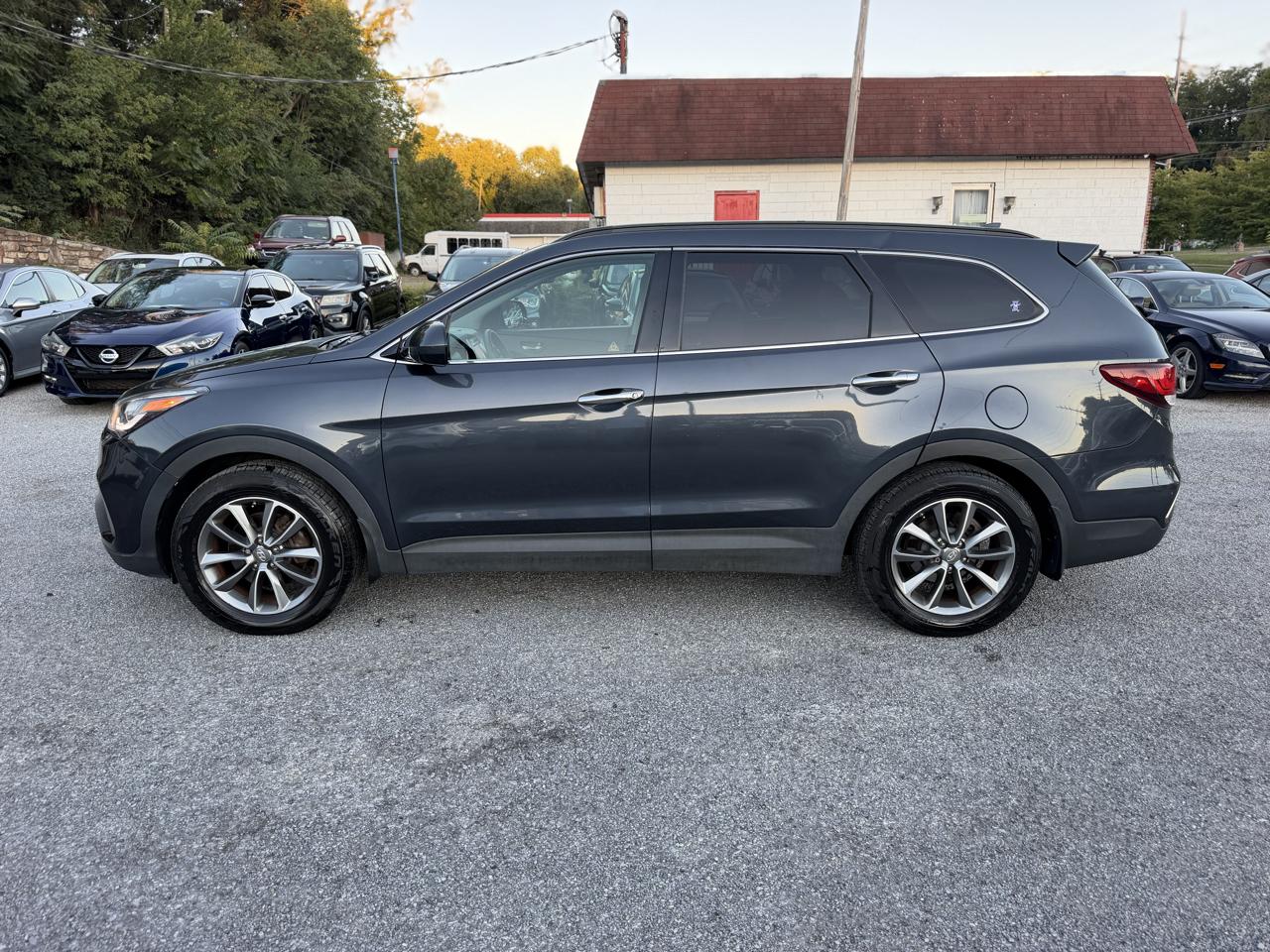 Hyundai Santa Fe SE FWD 2017