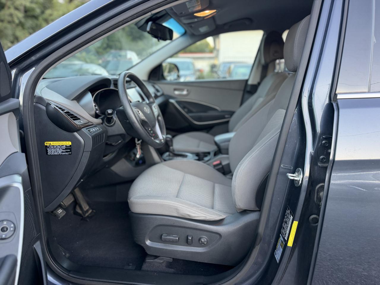 Hyundai Santa Fe SE FWD 2017