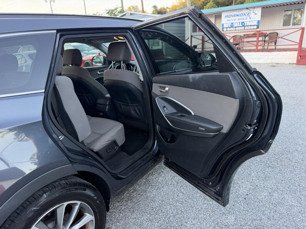 Hyundai Santa Fe SE FWD 2017