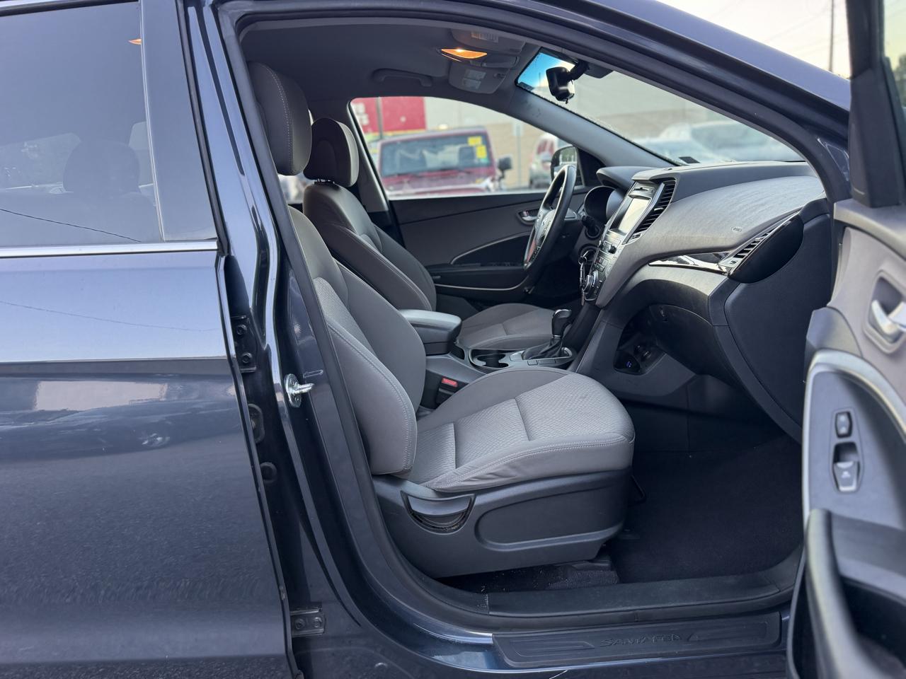Hyundai Santa Fe SE FWD 2017