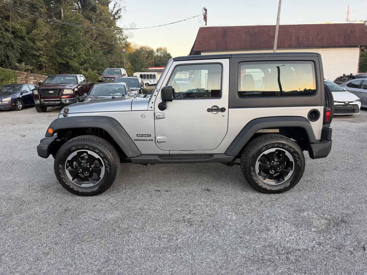 Jeep Wrangler Sport 4WD 2014