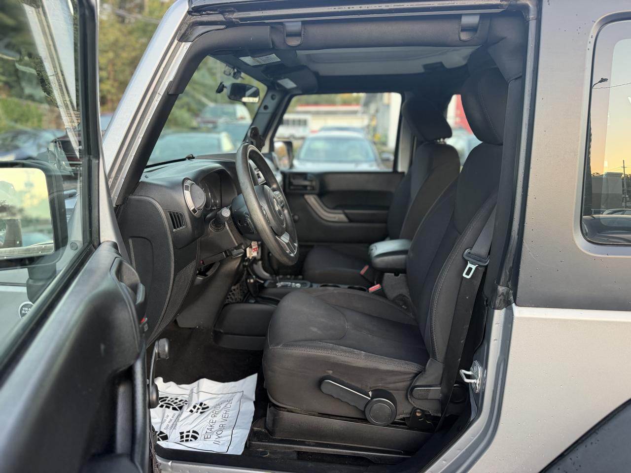 Jeep Wrangler Sport 4WD 2014