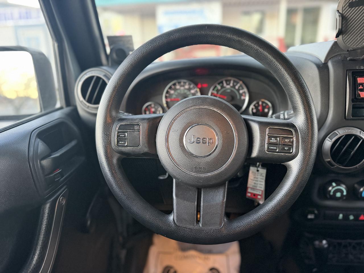 Jeep Wrangler Sport 4WD 2014