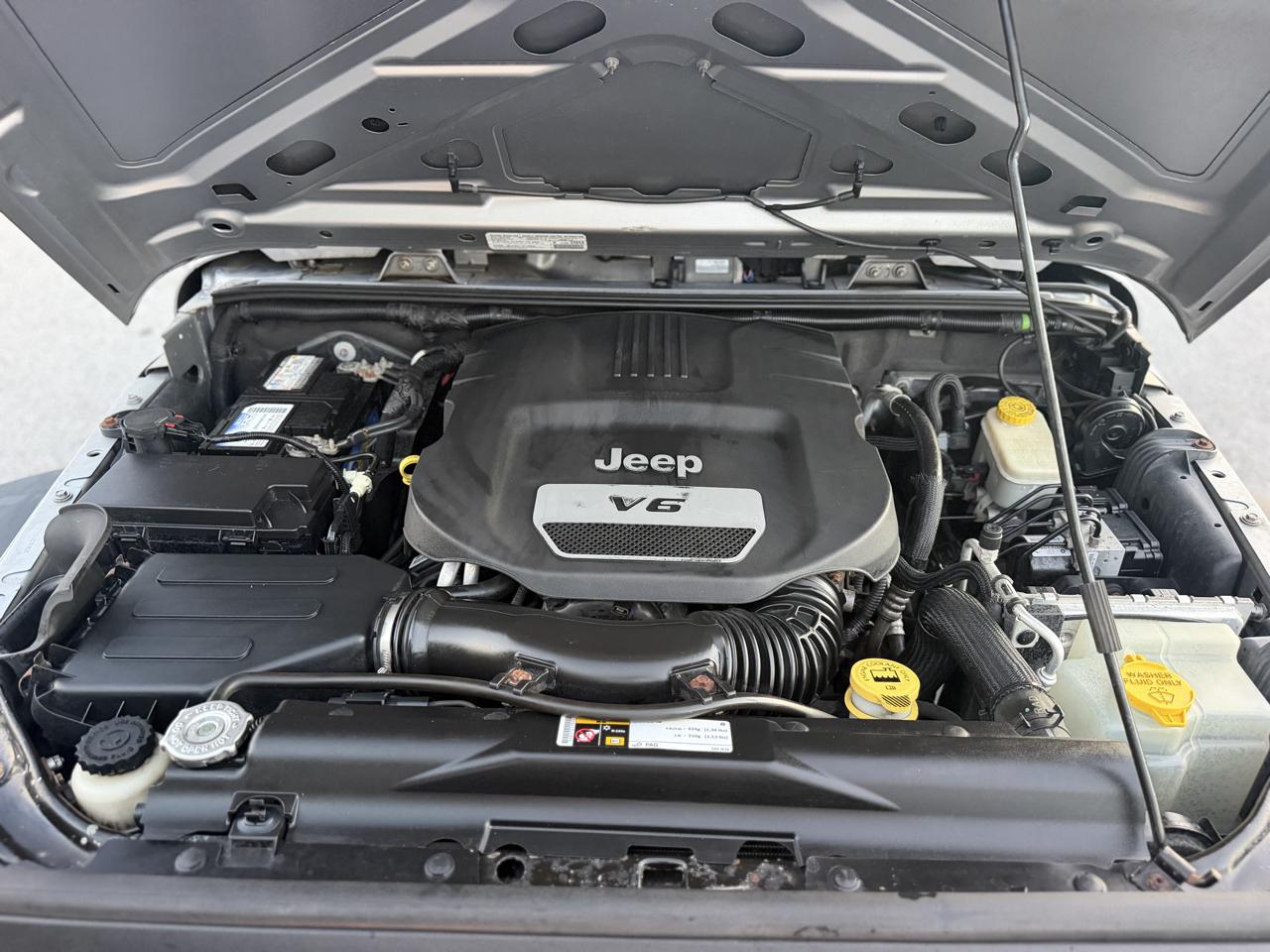 Jeep Wrangler Sport 4WD 2014