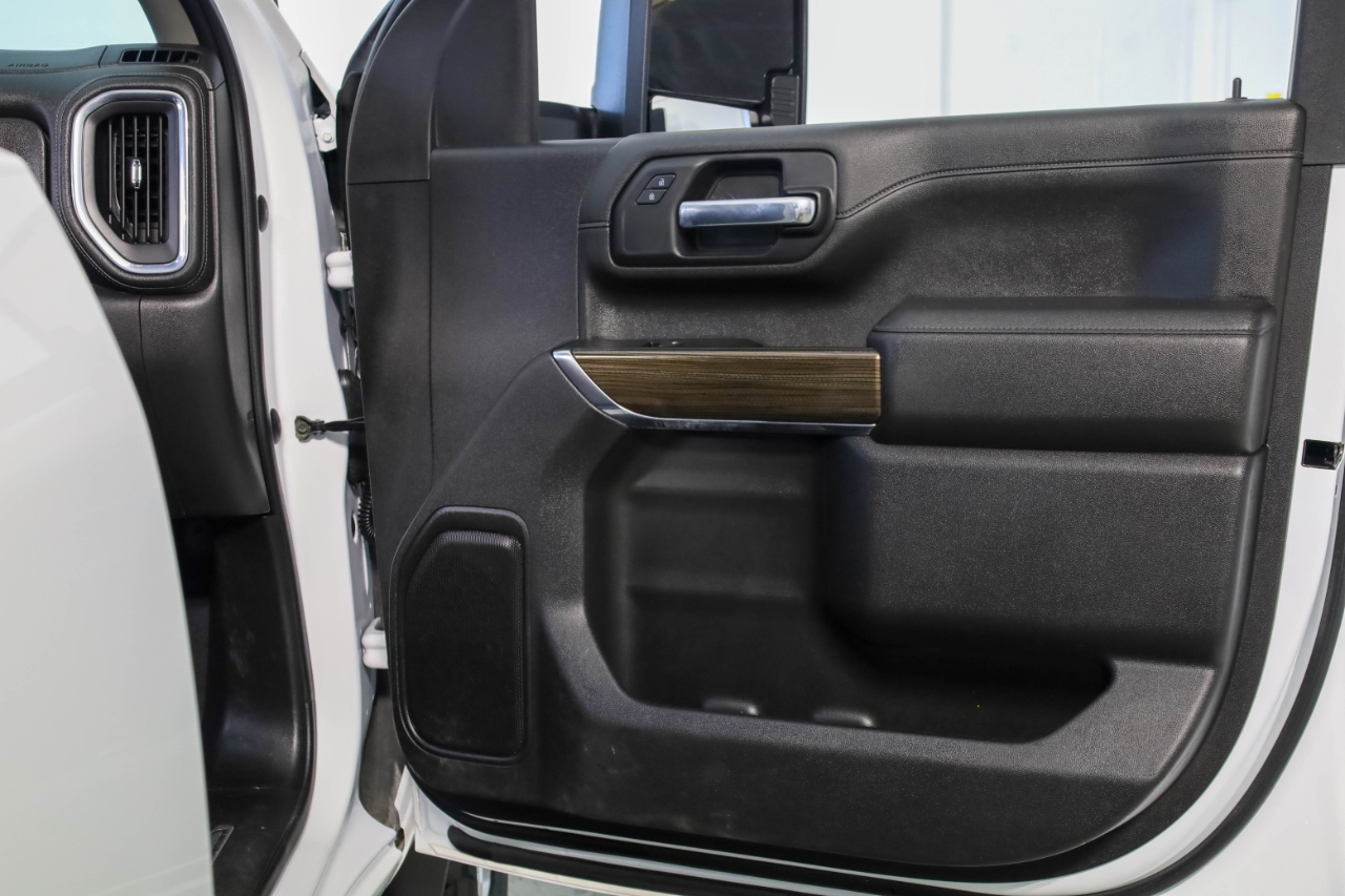 Chevrolet Silverado 2500HD 4WD Crew Cab 159" LT 2023