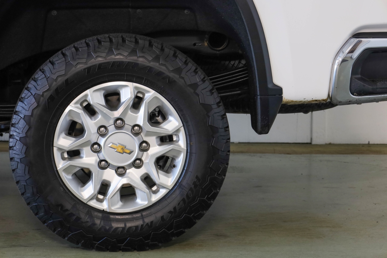 Chevrolet Silverado 2500HD 4WD Crew Cab 159" LT 2023