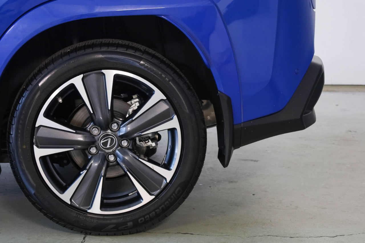 Lexus UX UX 250h Premium FWD 2024