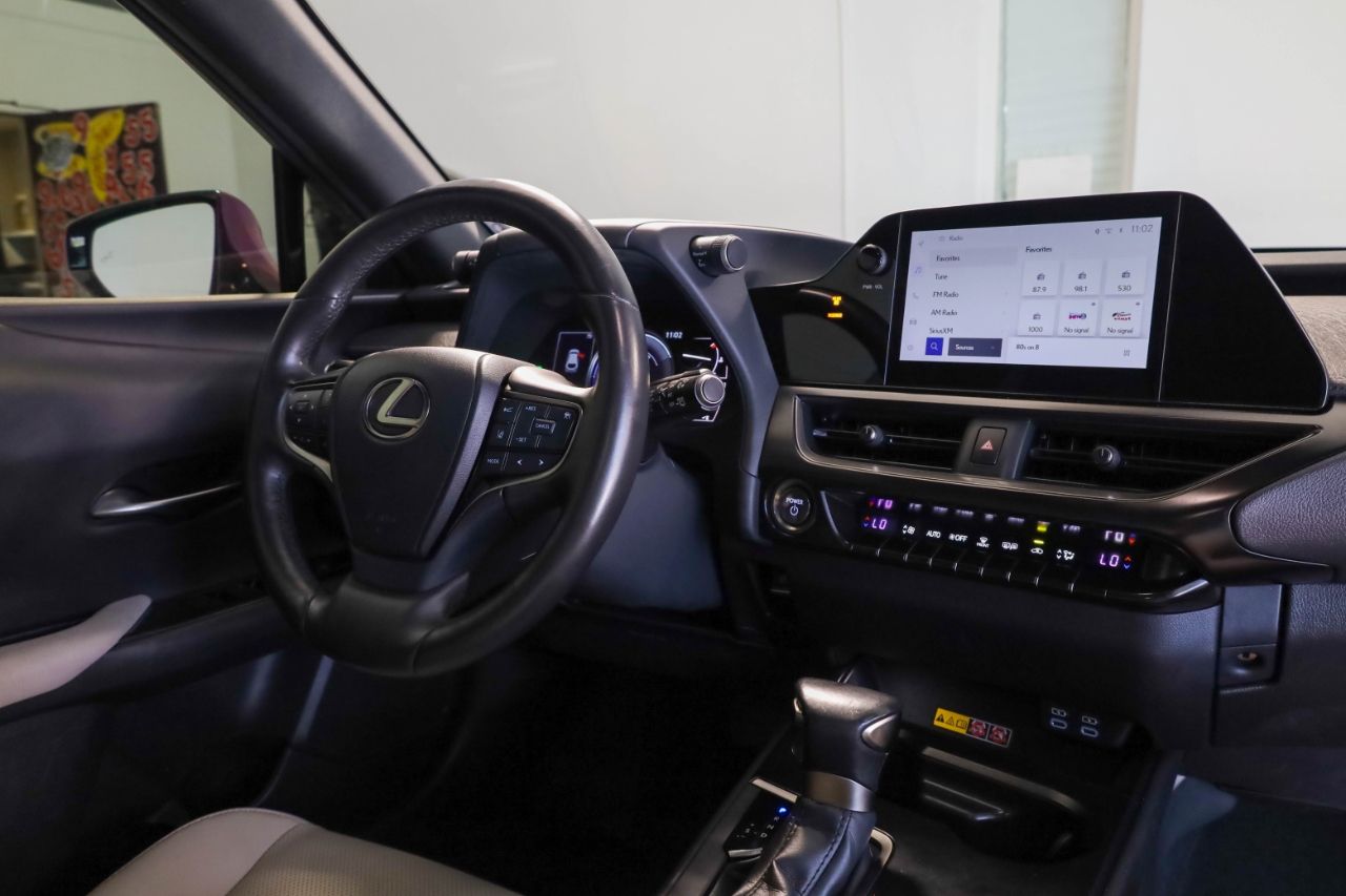 Lexus UX UX 250h Premium FWD 2024