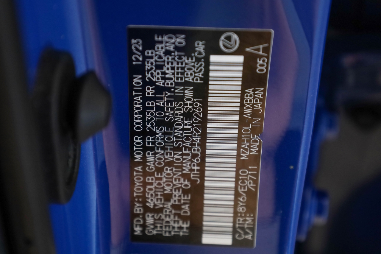 Lexus UX UX 250h Premium FWD 2024