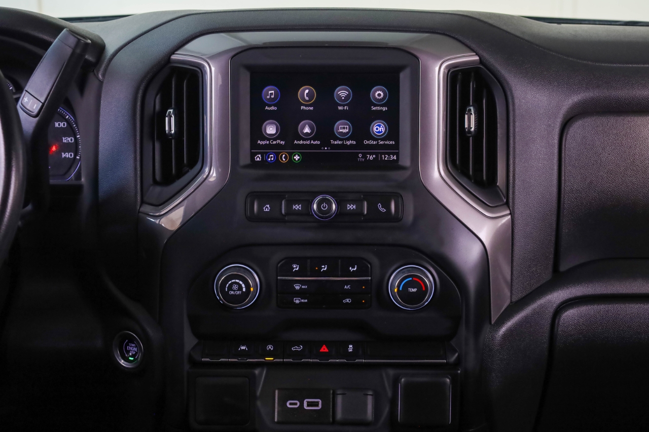 Chevrolet Silverado 1500 4WD Crew Cab 147" Custom 2024