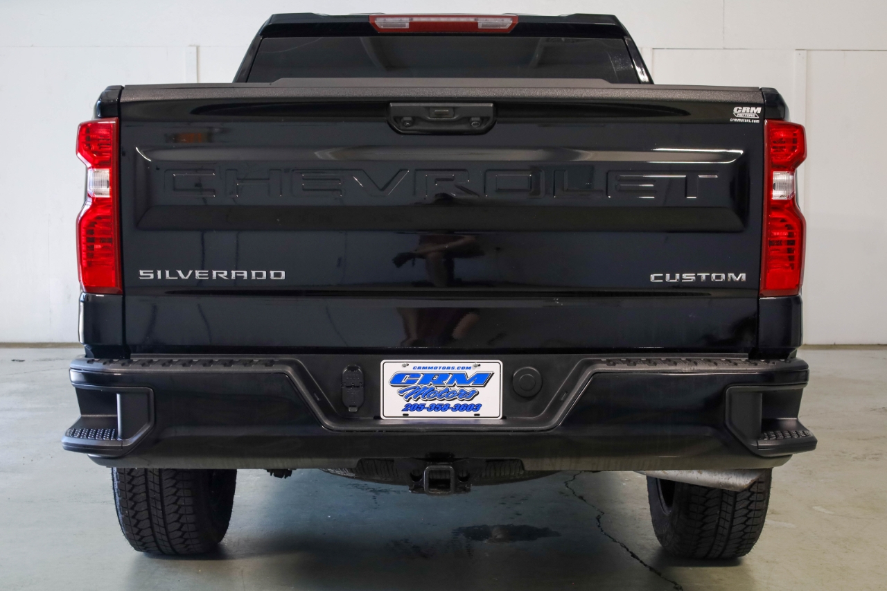 Chevrolet Silverado 1500 4WD Crew Cab 147" Custom 2024