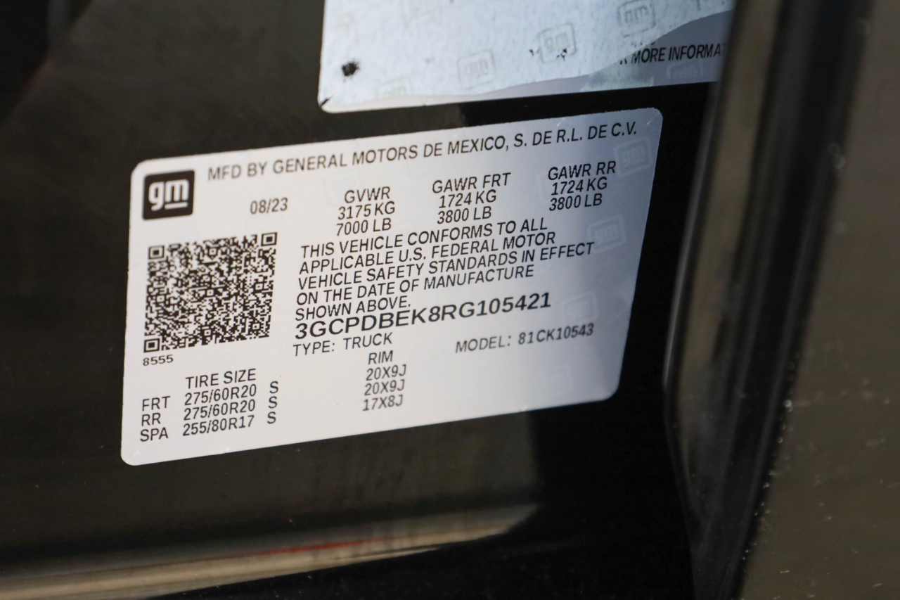 Chevrolet Silverado 1500 4WD Crew Cab 147" Custom 2024