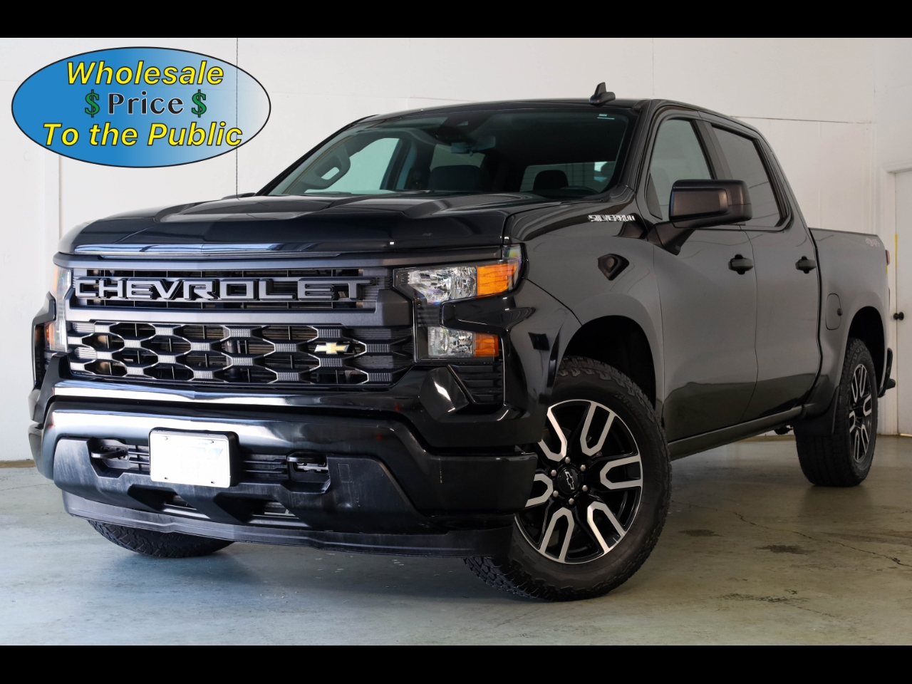 2024 Chevrolet Silverado 1500 4WD Crew Cab 147" Custom