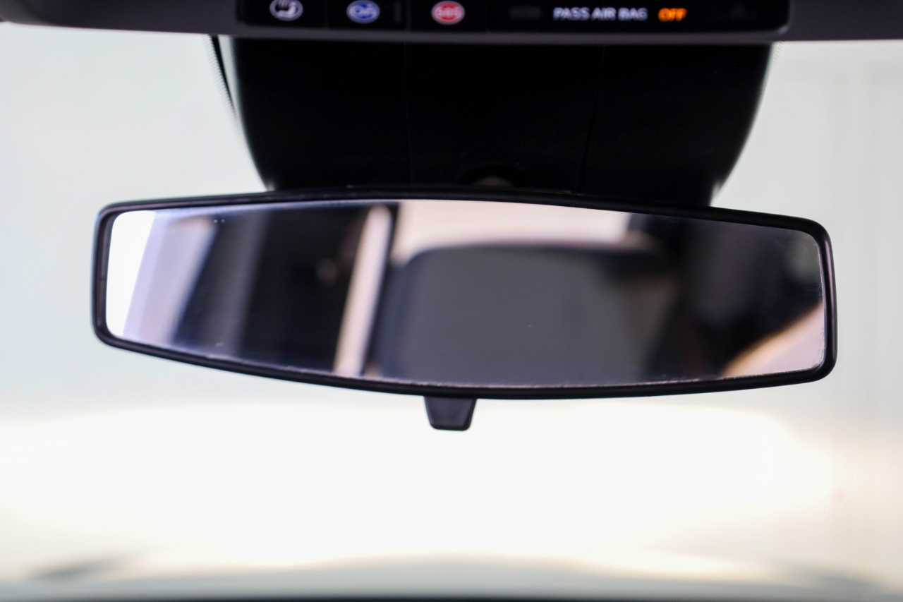 Chevrolet Silverado 1500 4WD Crew Cab 147" Custom 2024