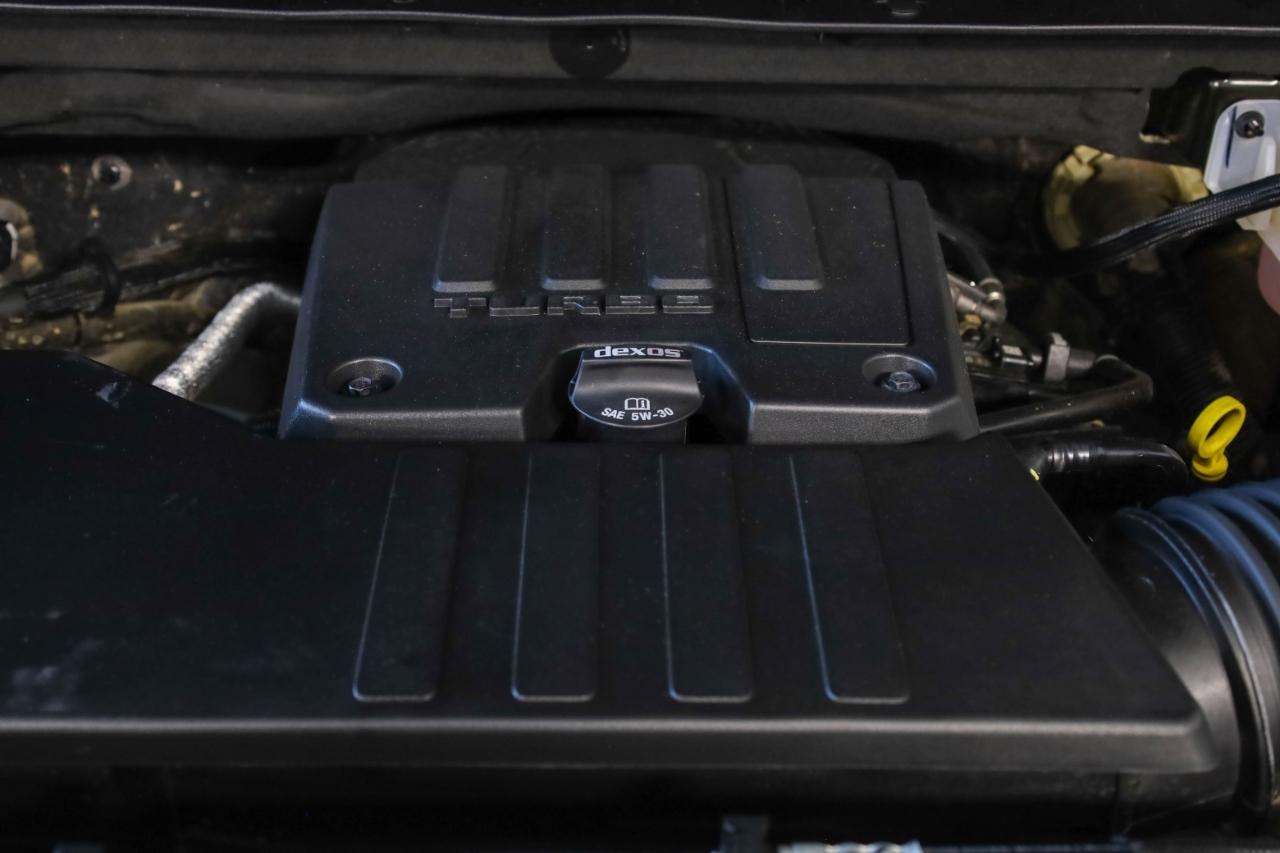 Chevrolet Silverado 1500 4WD Crew Cab 147" Custom 2024