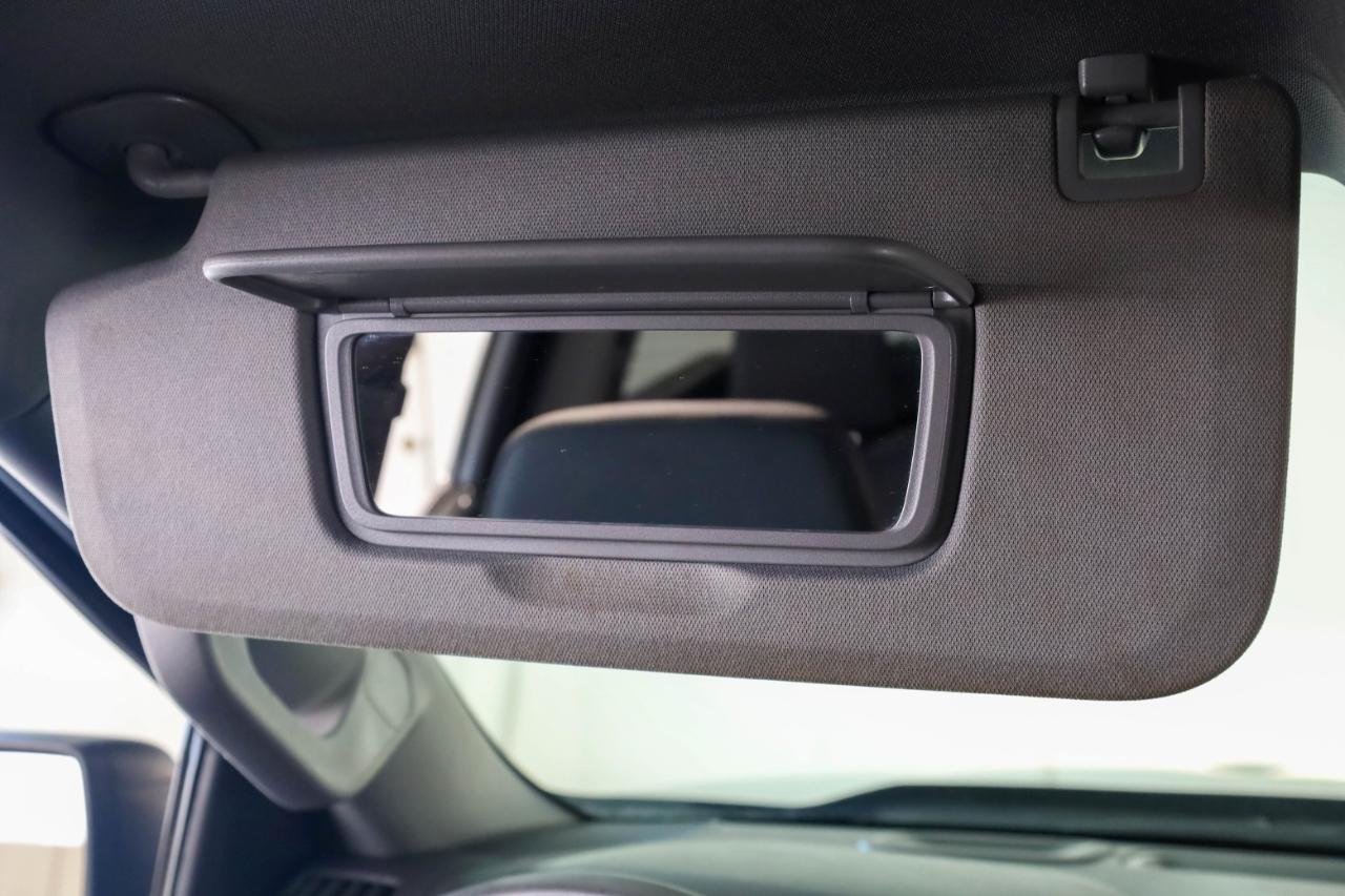 Chevrolet Silverado 1500 4WD Crew Cab 147" Custom 2024