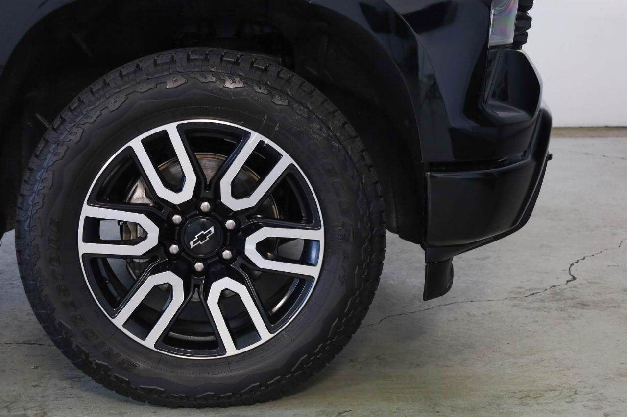 Chevrolet Silverado 1500 4WD Crew Cab 147" Custom 2024