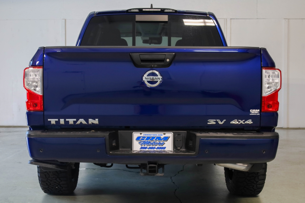Nissan Titan 4x4 Crew Cab SV 2022