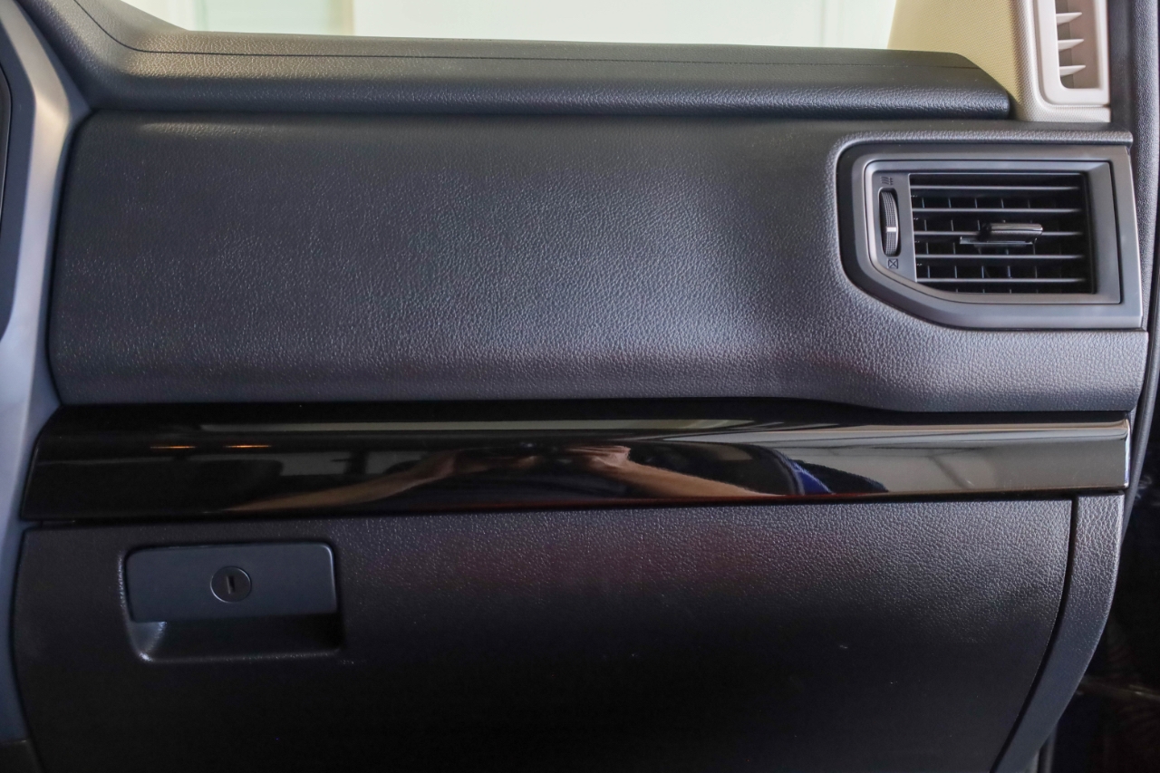 Nissan Titan 4x4 Crew Cab SV 2022