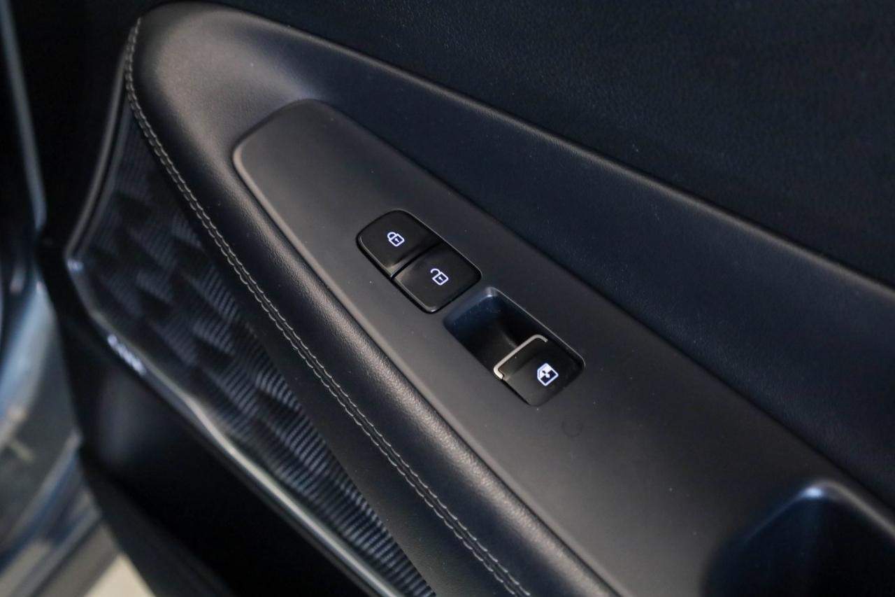 Hyundai Santa Fe Limited 2.4L Auto AWD 2019