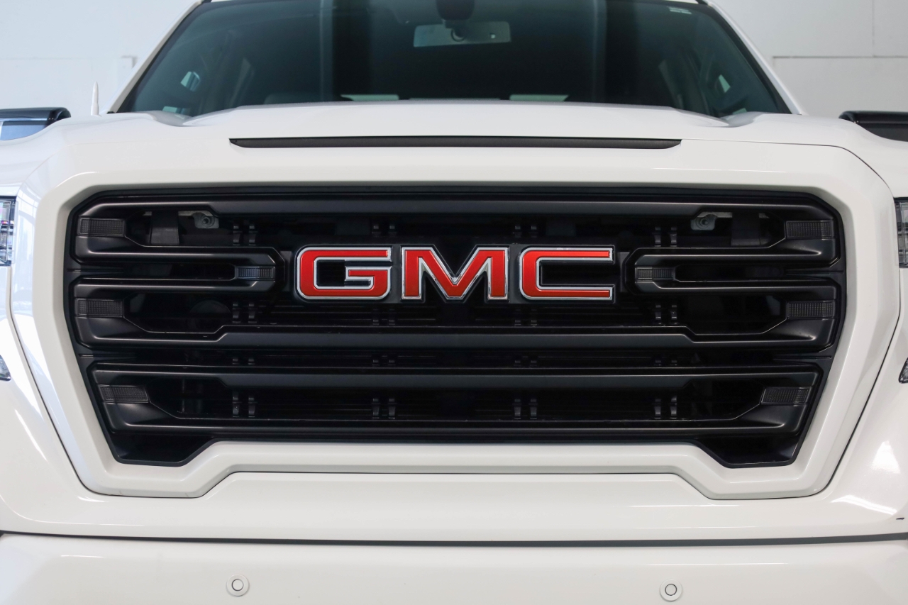 GMC Sierra 1500 4WD Crew Cab 147" AT4 2021