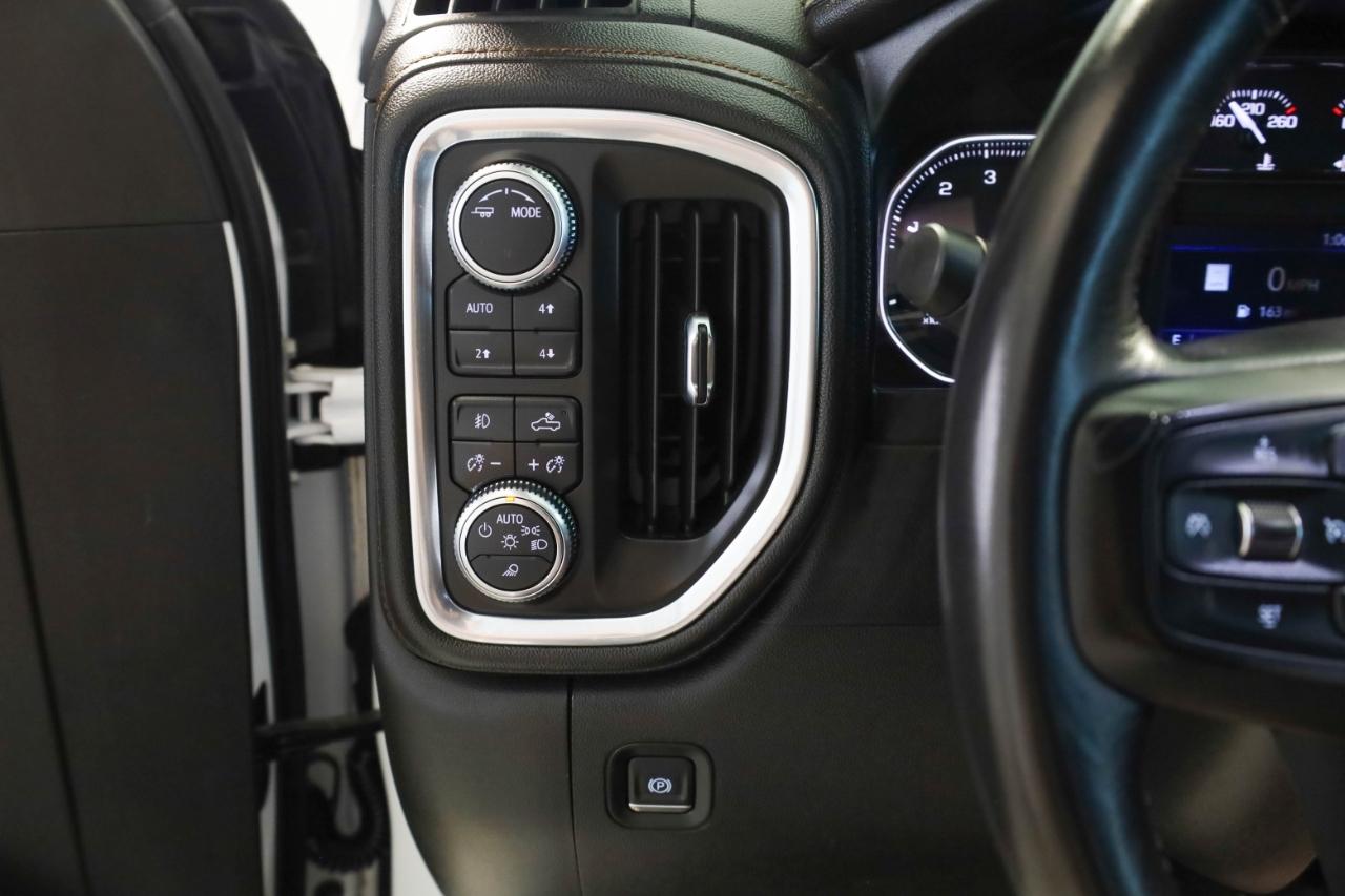 GMC Sierra 1500 4WD Crew Cab 147" AT4 2021