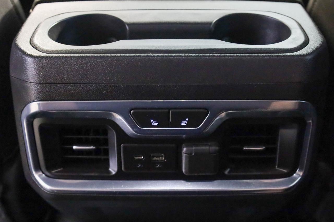 GMC Sierra 1500 4WD Crew Cab 147" AT4 2021