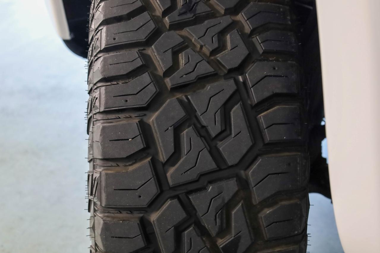 GMC Sierra 1500 4WD Crew Cab 147" AT4 2021