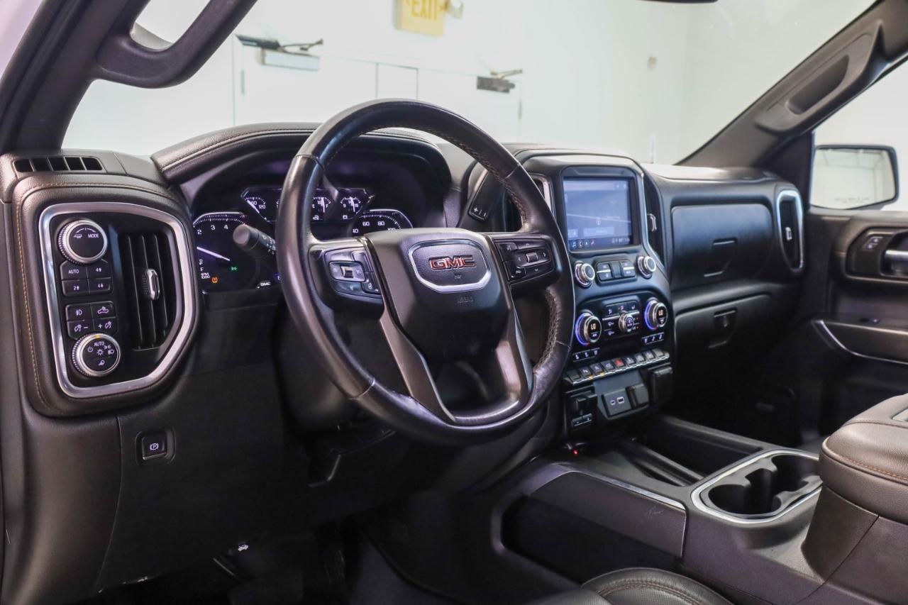 GMC Sierra 1500 4WD Crew Cab 147" AT4 2021