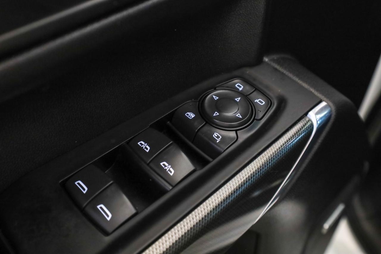 GMC Sierra 1500 4WD Crew Cab 147" AT4 2021