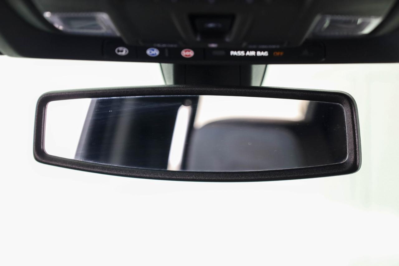 GMC Sierra 1500 4WD Crew Cab 147" AT4 2021