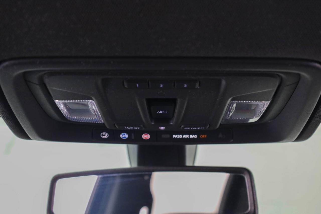 GMC Sierra 1500 4WD Crew Cab 147" AT4 2021