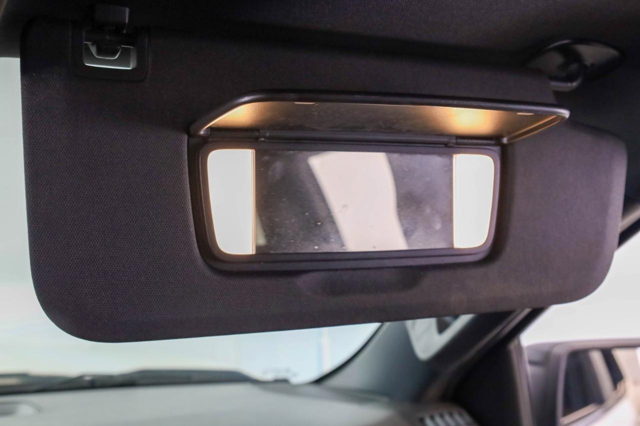 GMC Sierra 1500 4WD Crew Cab 147" AT4 2021