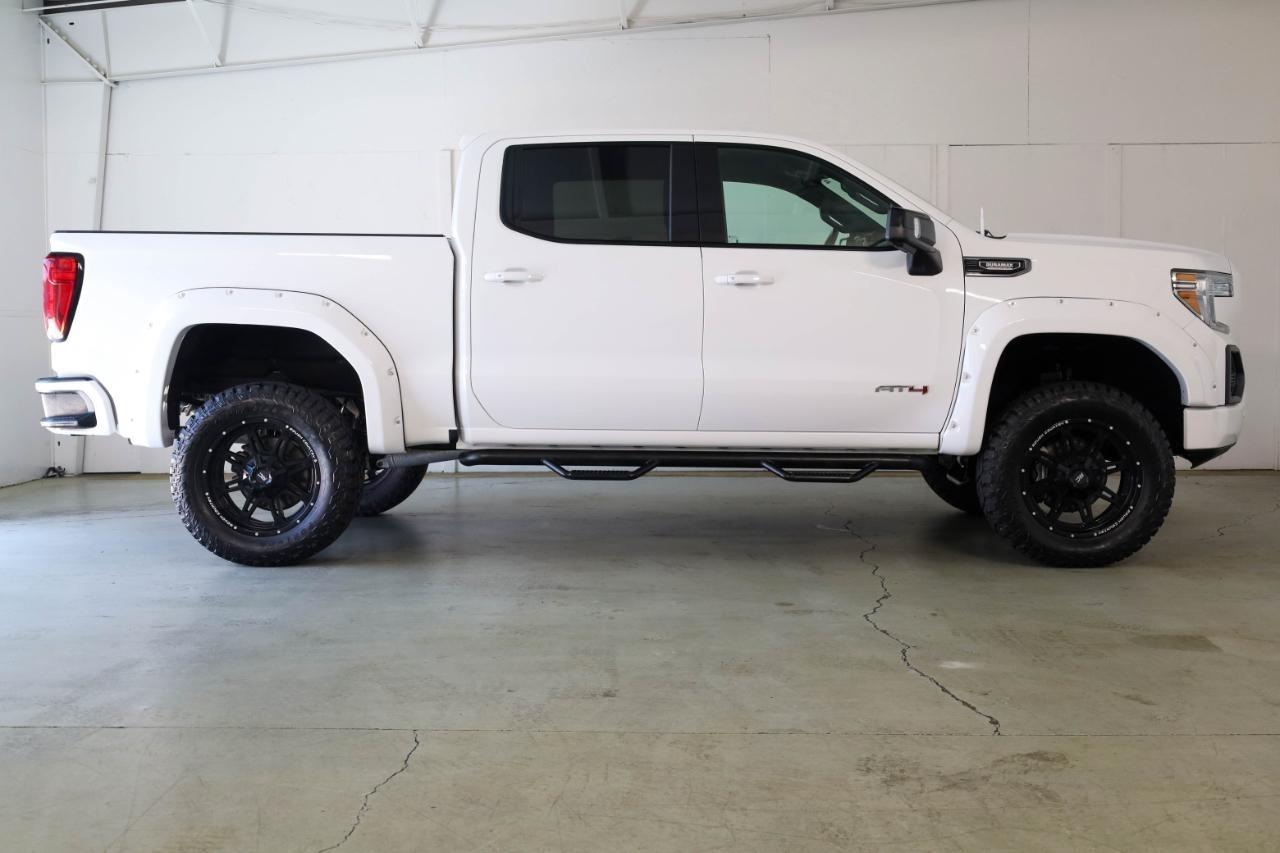 GMC Sierra 1500 4WD Crew Cab 147" AT4 2021